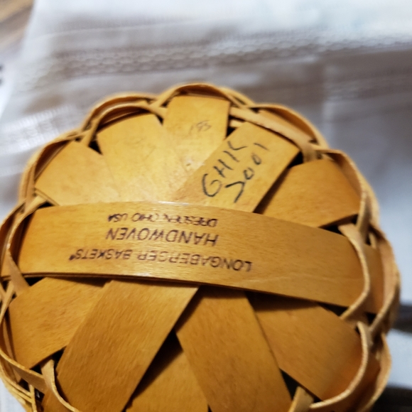 Vintage 2001 Longaberger Small Gatehouse Basket without liner - Picture 7 of 10